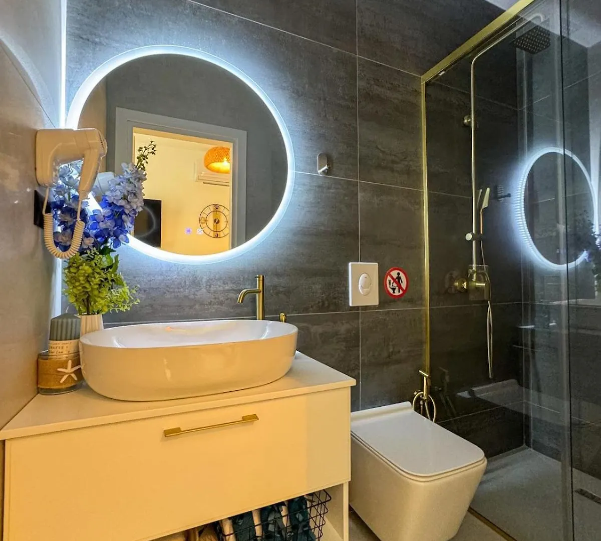 Vila51 Ocean Deluxe Apartment Sarandë