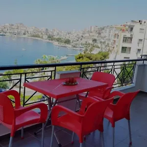 Jona Sarandë