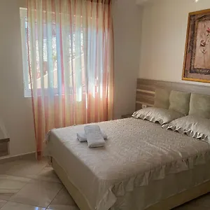 Apartament Lovely Anna's, Saranda